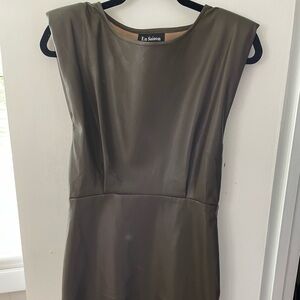 En Saison Brown Sheath Dress Cap Sleeve Crew Neck Midi